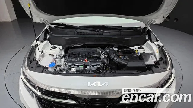 Kia Seltos Бензин 1.6 турбо 2WD — Фото автомобиля 5