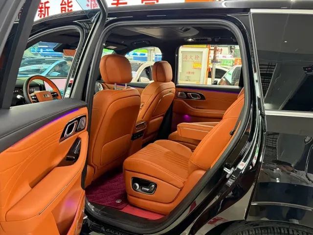 Geely Galaxy M9 — Фото автомобиля 8