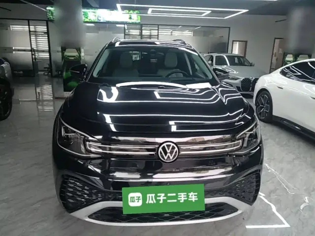 Volkswagen ID.6 Crozz — Фото автомобиля 2