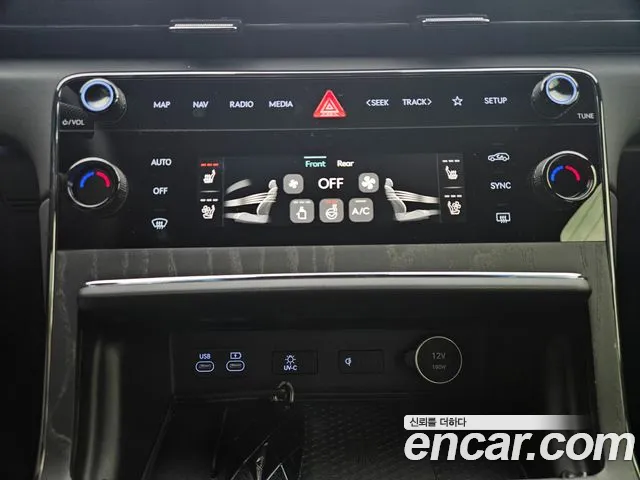 Genesis GV80 — Фото автомобиля 12
