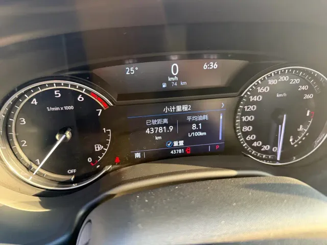 Cadillac CT5 — Фото автомобиля 12