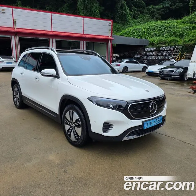 Mercedes-Benz EQB X243 — Фото автомобиля 8