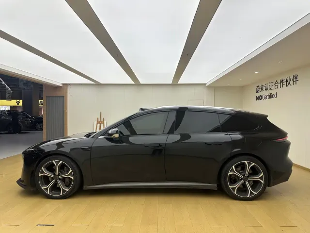 Nio ET5 Touring — Фото автомобиля 18