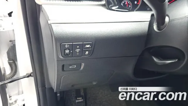 Kia K5 K5 3 поколение 2.0 LPI(Для проката) — Фото автомобиля 25