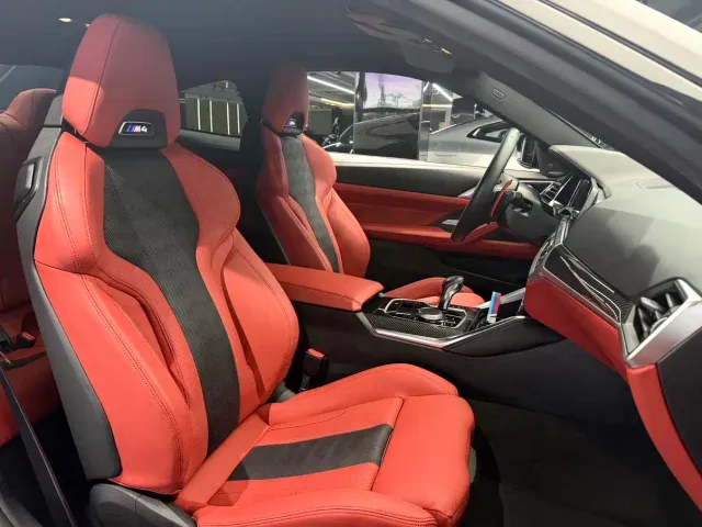 BMW M4 — Фото автомобиля 7