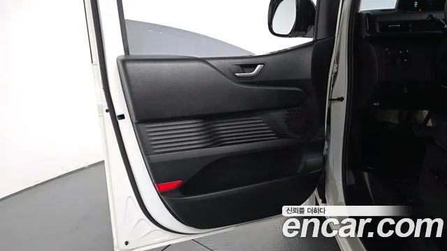 Hyundai Staria — Фото автомобиля 14