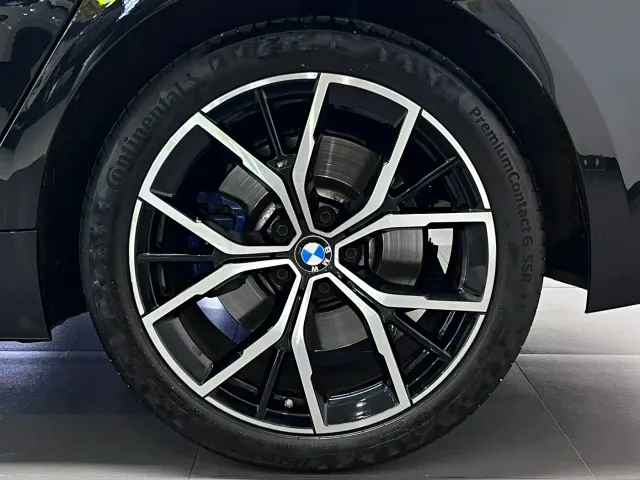 BMW 5 Series — Фото автомобиля 20