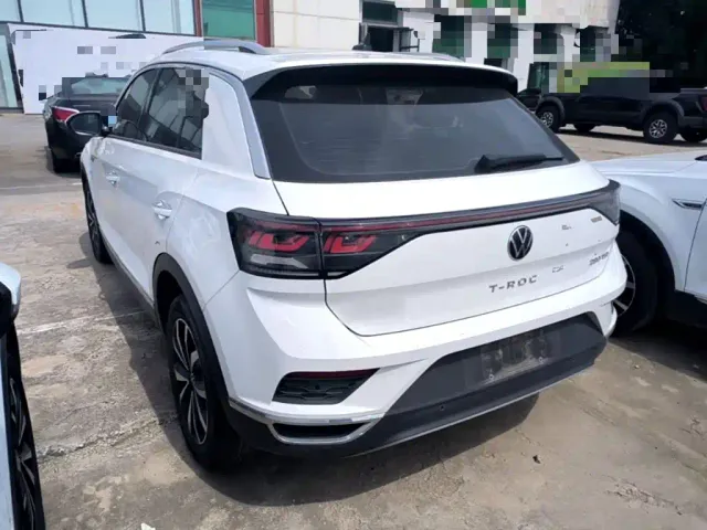 Volkswagen T-Roc — Фото автомобиля 4
