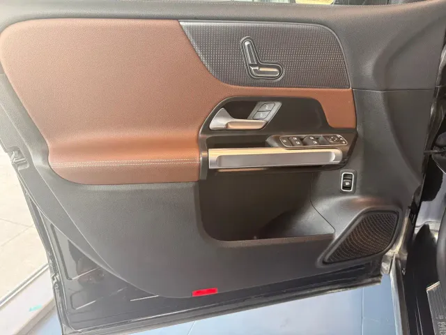 Mercedes-Benz GLB-Class — Фото автомобиля 13