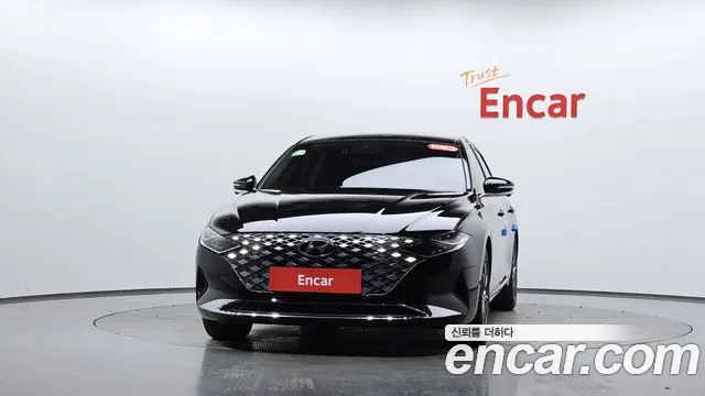 Hyundai Grandeur — Фото автомобиля 3