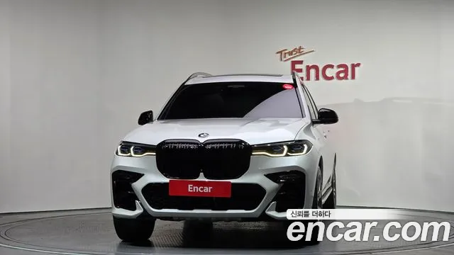 BMW X7 — Фото автомобиля 3