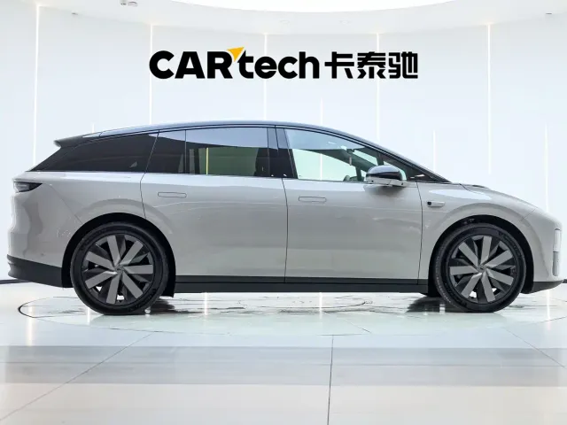 Li Auto i6 — Фото автомобиля 14