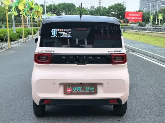 Wuling Hongguang Mini EV — Фото автомобиля 8