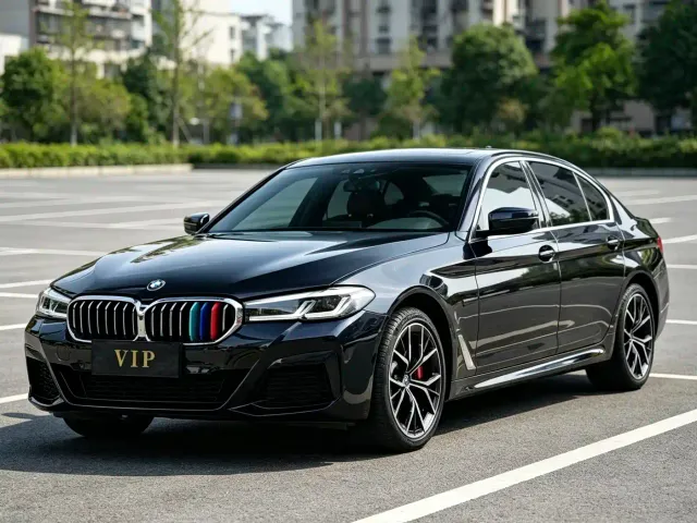 Фотография автомобиля — BMW 5 Series
