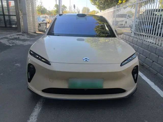 Nio ET5 — Фото автомобиля 2