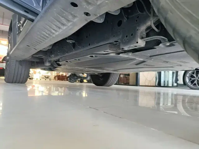 BYD FangChengBao Leopard 5 — Фото автомобиля 21