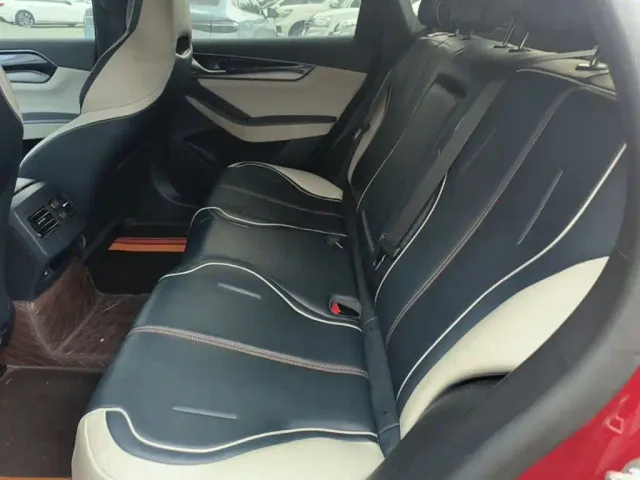 BYD Qin PLUS — Фото автомобиля 16