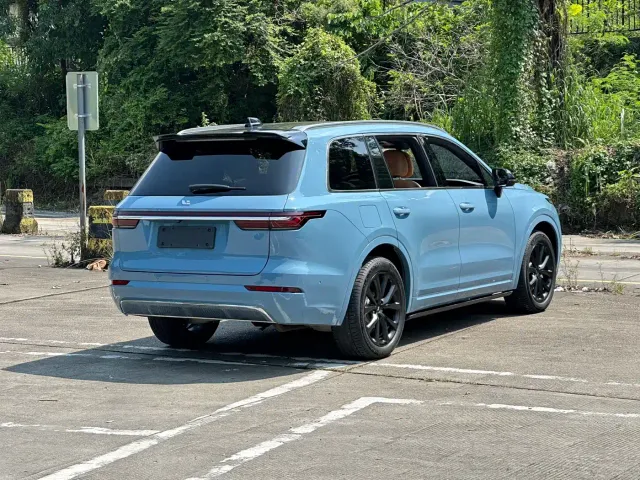 Li Auto Li ONE 2021 Extended Range 6-Seater — Фото автомобиля 4