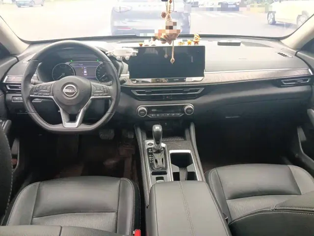 Nissan Teana — Фото автомобиля 5