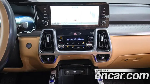 Kia Sorento Sorento 4-е поколение Бензин 2.5T 2WD — Фото автомобиля 13