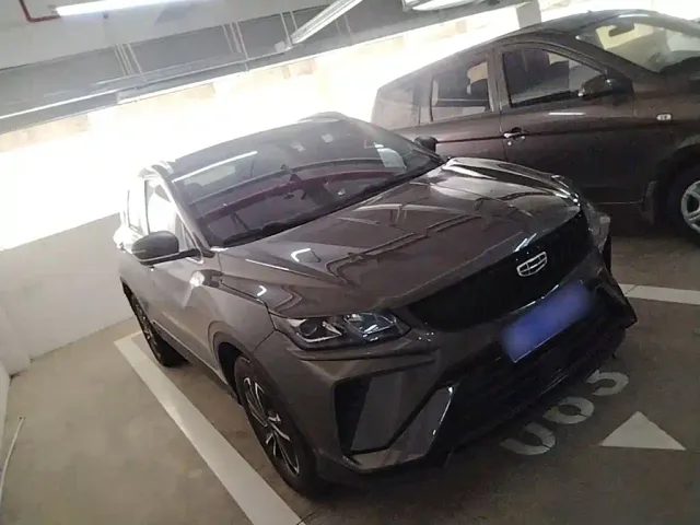 Geely Binyue — Фото автомобиля 3