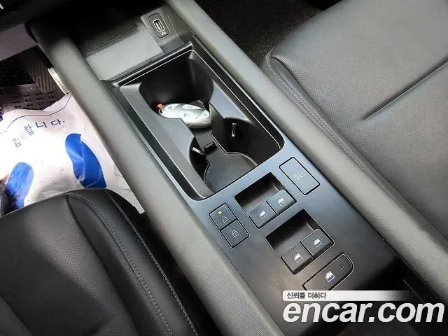 Hyundai Ioniq 6 — Фото автомобиля 13