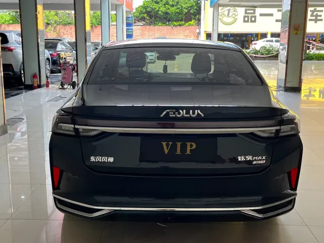 Dongfeng Yixuan MAX — Фото автомобиля 8