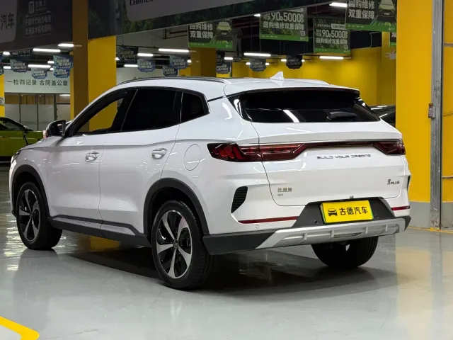 BYD Song PLUS PHEV 2021 EV Flagship — Фото автомобиля 5