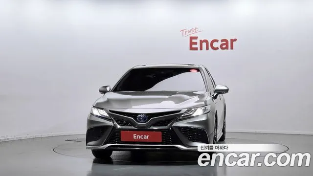 Toyota Camry XV70 — Фото автомобиля 3
