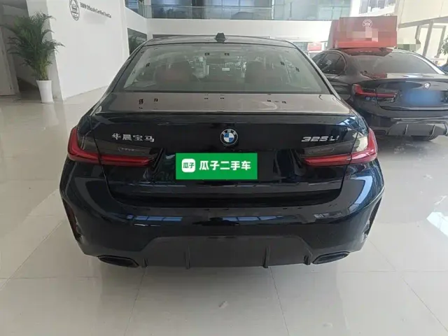 BMW 3 Series — Фото автомобиля 5