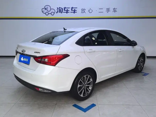 Chery Arrizo 5 — Фото автомобиля 3