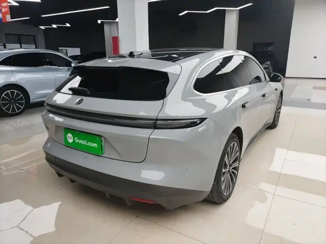 Nio ET5 Touring — Фото автомобиля 6