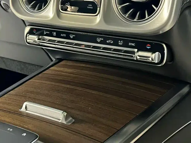 Mercedes-Benz G-Class — Фото автомобиля 6