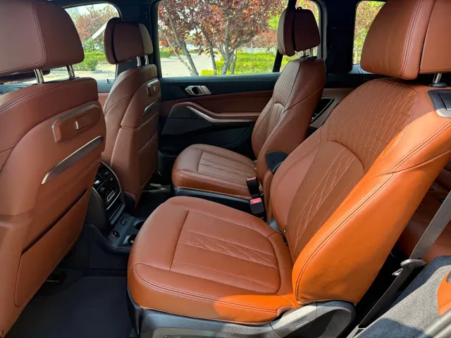 BMW X7 — Фото автомобиля 7