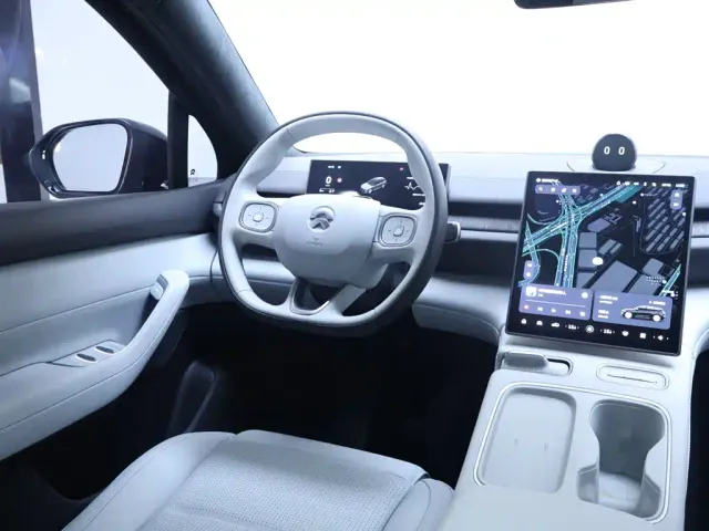 Nio ES6 — Фото автомобиля 14