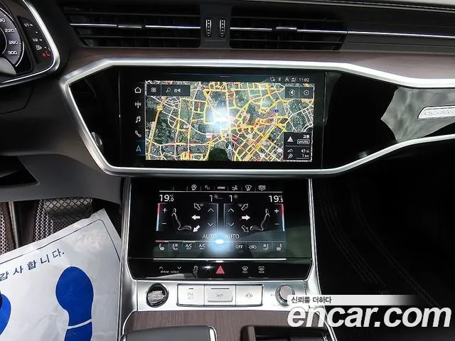 Audi A7 4K — Фото автомобиля 12
