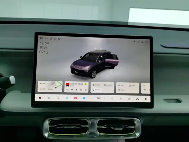 Leapmotor B10 — Фото автомобиля 13