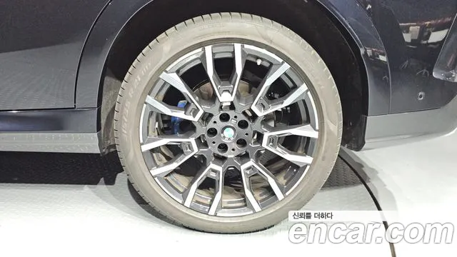 BMW X6 xDrive40i M Sport — Фото автомобиля 20