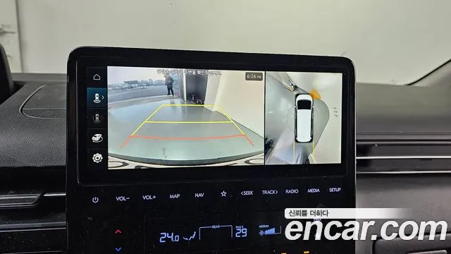 Hyundai Staria Staria 4WD Lounge 9 мест — Фото автомобиля 15