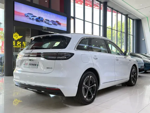 Shangjie SUV — Фото автомобиля 17