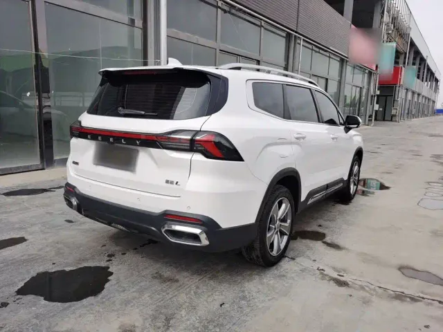 Geely Haoyue L — Фото автомобиля 13