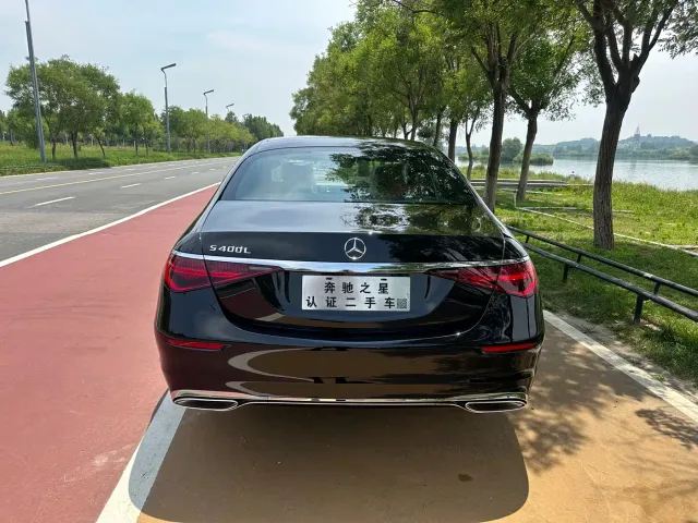 Mercedes-Benz S-Class — Фото автомобиля 16