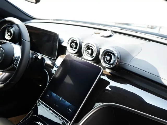 Mercedes-Benz C-Class — Фото автомобиля 13