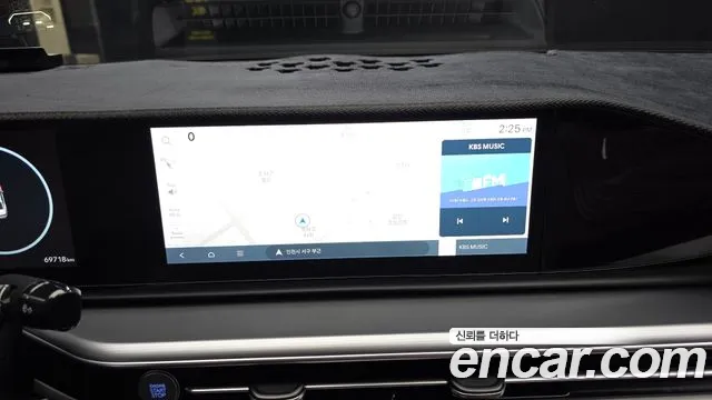 Hyundai Grandeur Grandeur (GN7) 2.5 Бензин 2WD — Фото автомобиля 14