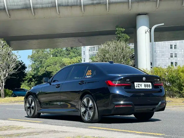 BMW i3 — Фото автомобиля 4