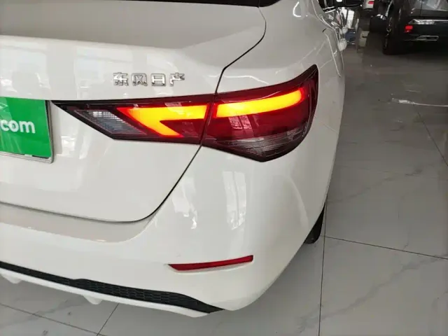 Nissan Sylphy — Фото автомобиля 7