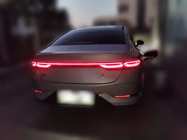 BYD Qin PLUS — Фото автомобиля 3