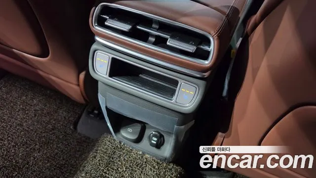 Genesis GV80 — Фото автомобиля 27