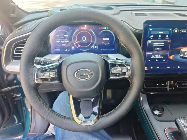 GAC Trumpchi GS8 — Фото автомобиля 10