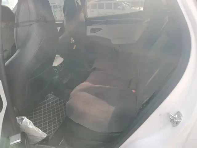 Geely Galaxy L7 — Фото автомобиля 14